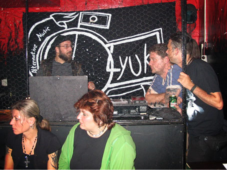 View larger image View larger image