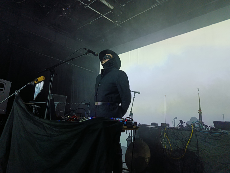 View larger image View larger image