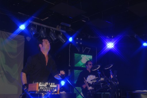 View larger image View larger image